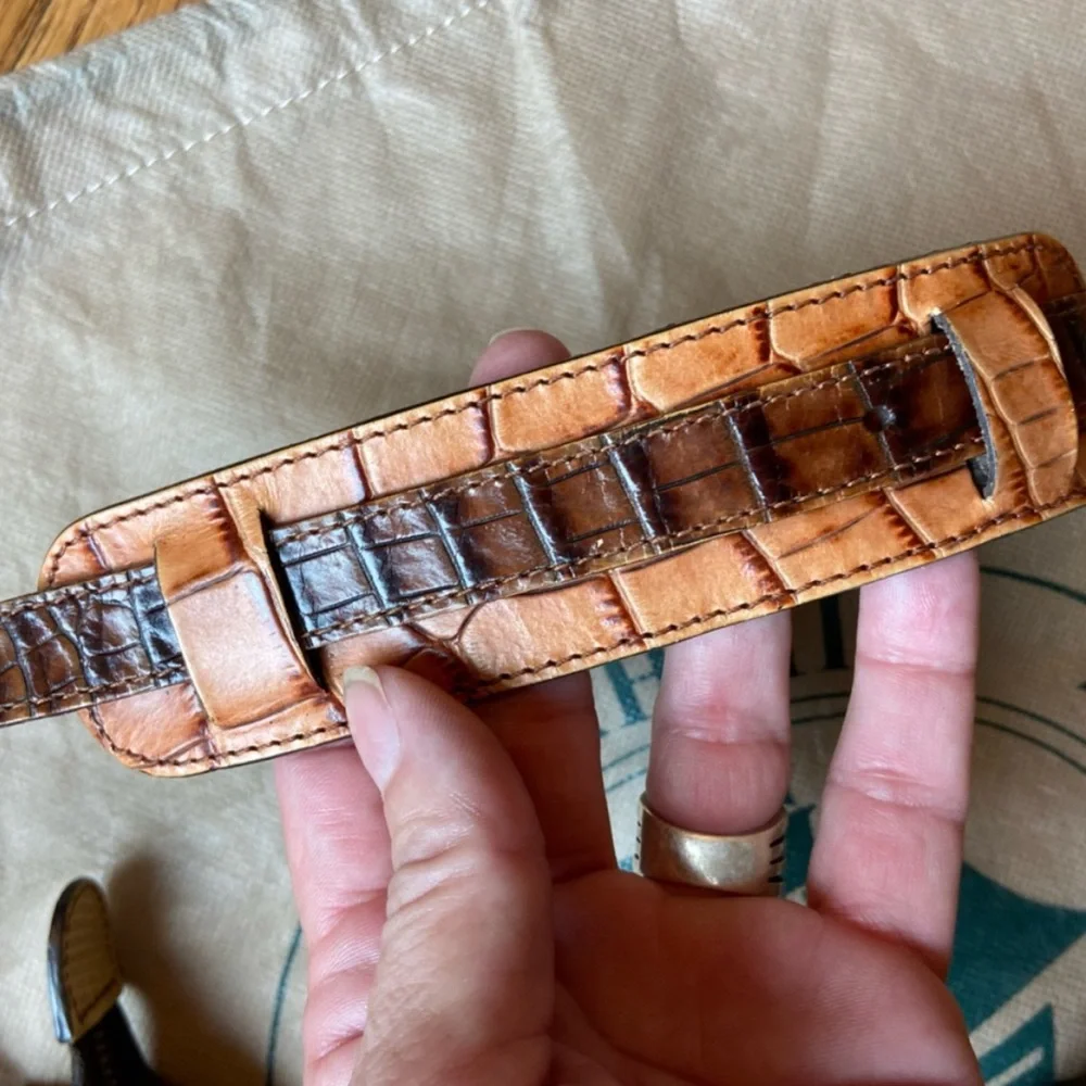 Brahmin Tan and Brown Embossed Bag EUC - Picture 4 of 11